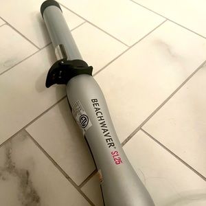 Beachwaver 1.25” rotating curling wand